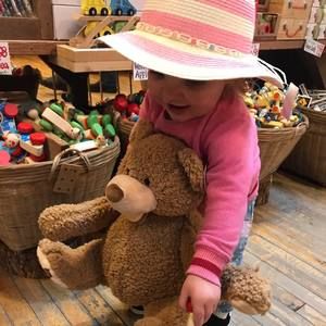 Meet your Posher, Mallory